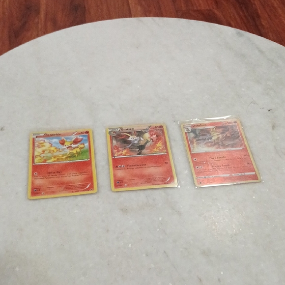 Pokemon Fennekin Evolution Trading Cards - Picture 1 of 6